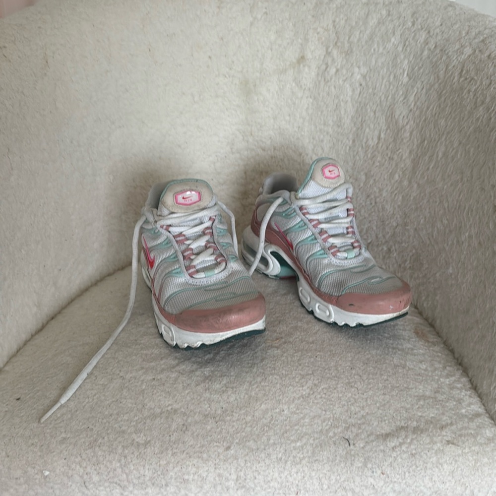 Girls Nike Sneakers Pink size 12